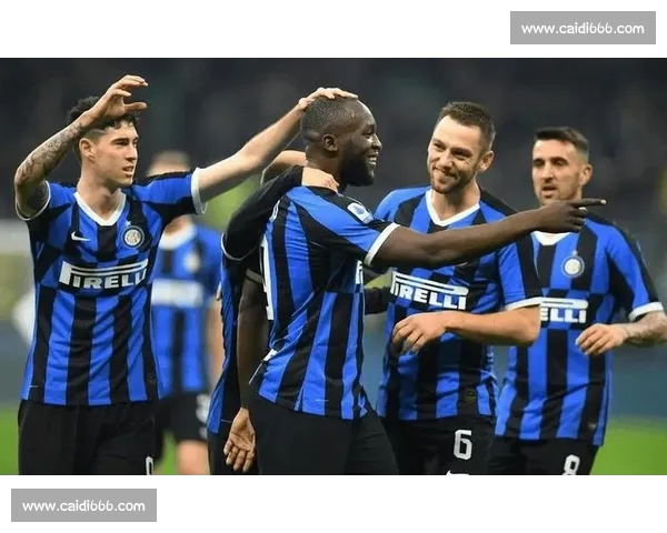 意甲变天!孔蒂率那不勒斯 3-1 斩国米登顶,蓝黑军团七连胜终结 意甲变天!孔蒂率那不勒斯 3-1 斩国米登顶,蓝黑军团七连胜终结