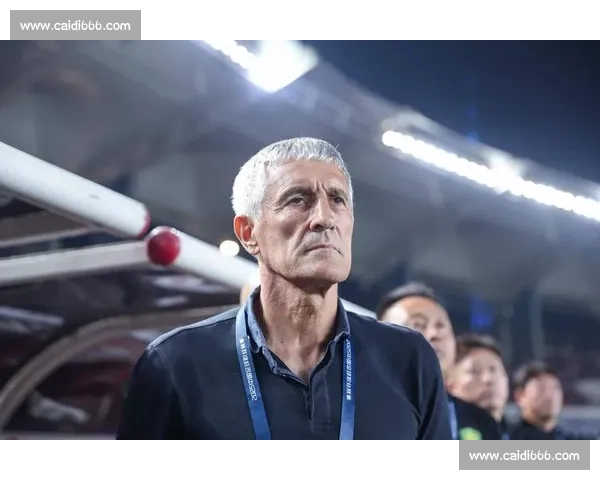 西甲官宣莱万离队!塞蒂恩辞职真相:亚冠抗命引崩盘